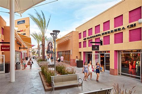 Welcome To Las Vegas North Premium Outlets® 